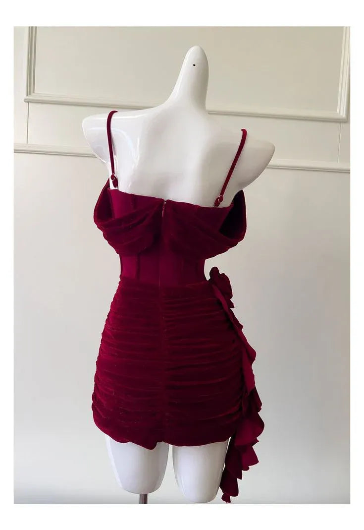 Pretty Sheath Spaghetti Strap Corset Velvet Burgundy Short Homecoming Dress