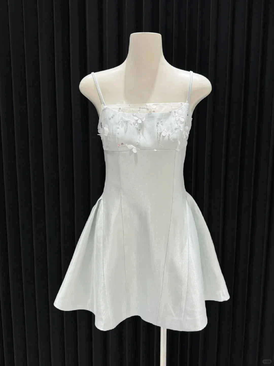 Pretty A-Line Square Neck Floral Applique Satin Light Blue Short Homecoming Dresses