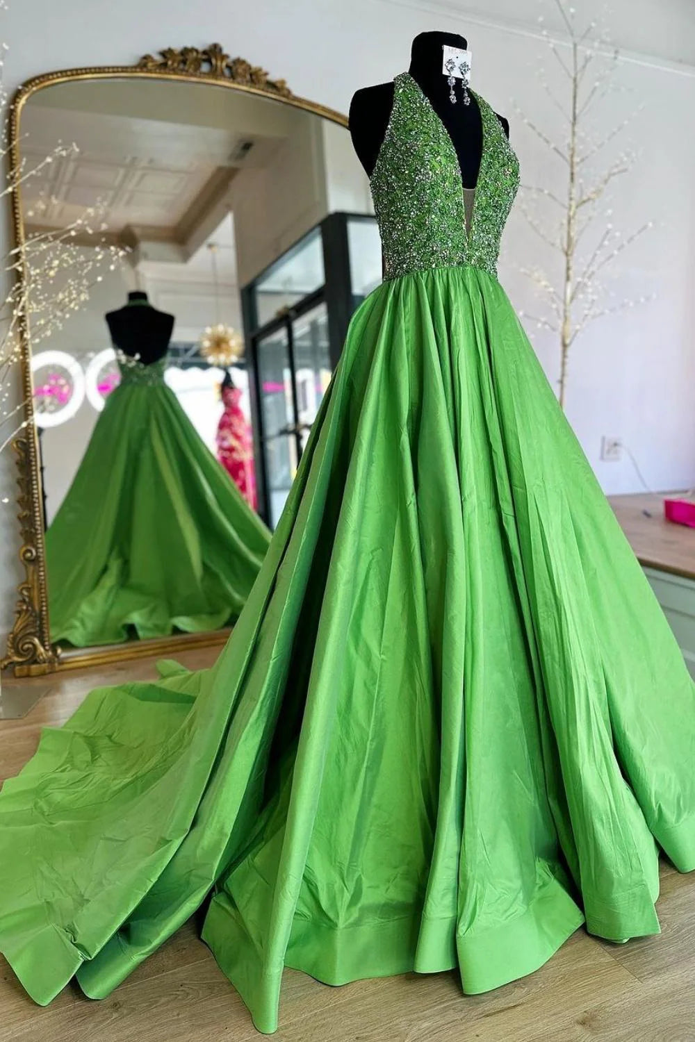 Princess A Line Halter Neck Beading Green Prom Dress With Train