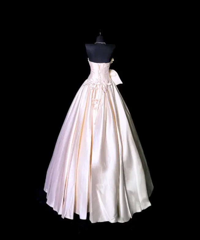 Princess Ball Gown Sweetheart Sleeveless Bow Ivory Maxi Prom Dress for Women Custom