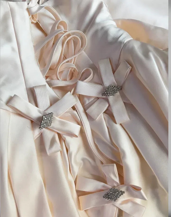 Princess Ball Gown Sweetheart Sleeveless Bow Ivory Maxi Prom Dress for Women Custom