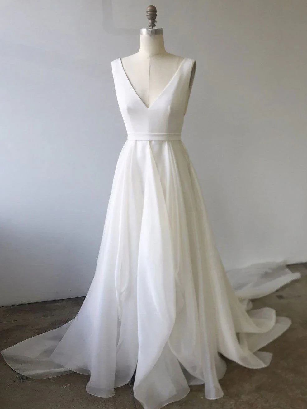 Simple V Neck Tulle Long Prom Dress With Train