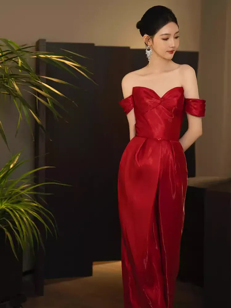 Regal Ballgown Off-the-Shoulder Sleeveless Ruched Red Maxi Prom Dress for Women Custom