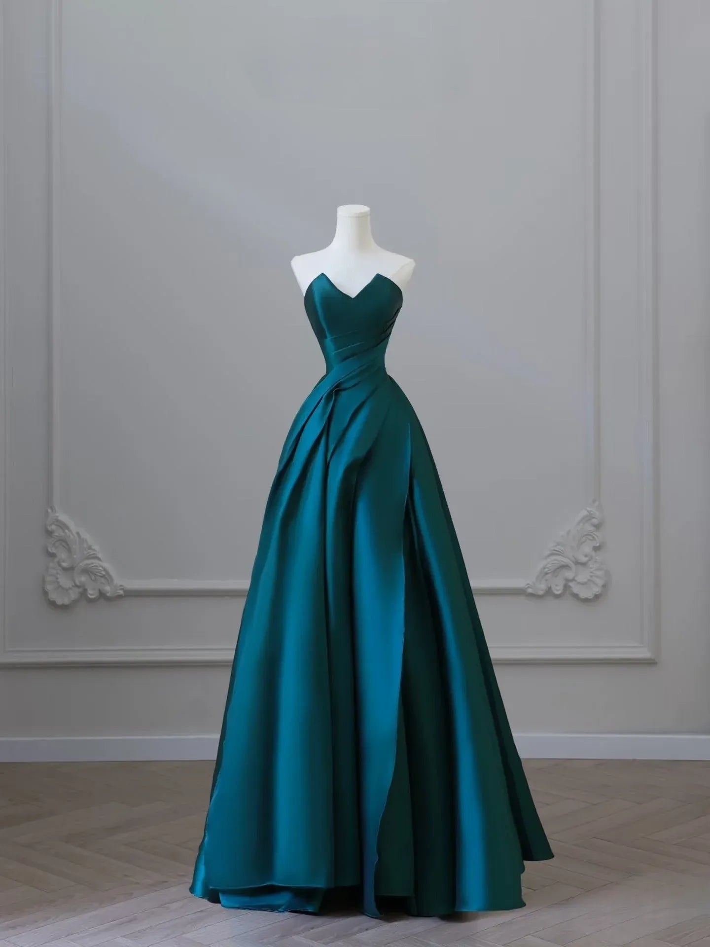 Regal Ballgown Sweetheart Sleeveless Corset-Back Teal Long Prom Dress for Women Ready to Ship