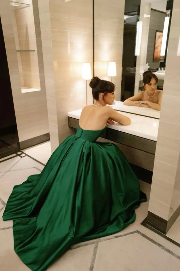 Regal Satin Maxi Evening Dress Emerald Sweetheart Strapless for Women