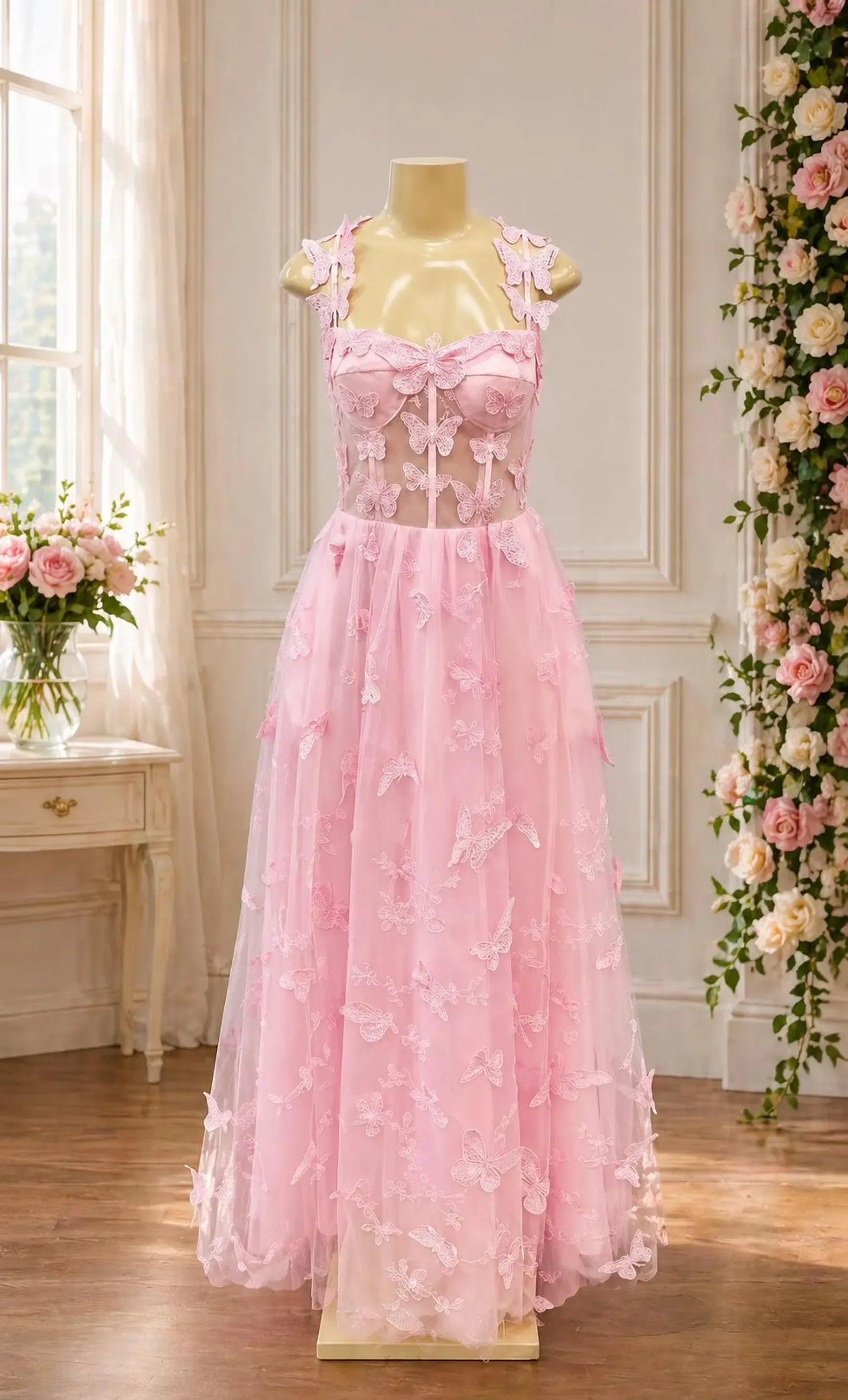 Romantic A-Line Spaghetti Straps Corset Lace Applique Tulle Burgundy Long Prom Dress