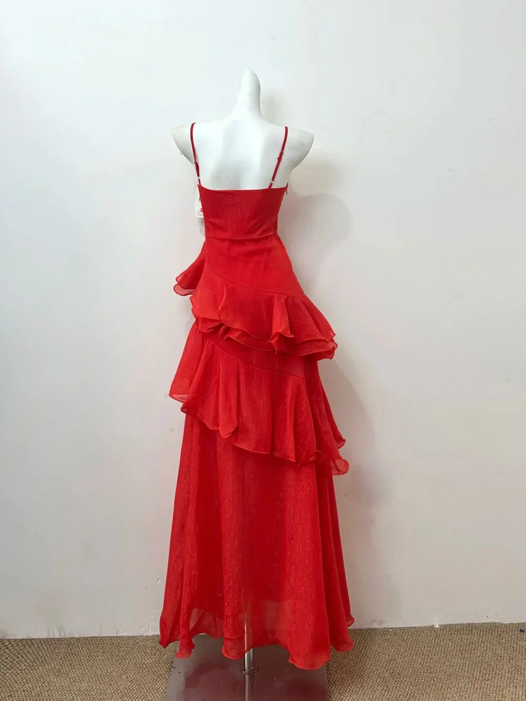 Romantic A-Line Spaghetti Straps Sleeveless Chiffon Floor-Length Prom Dress