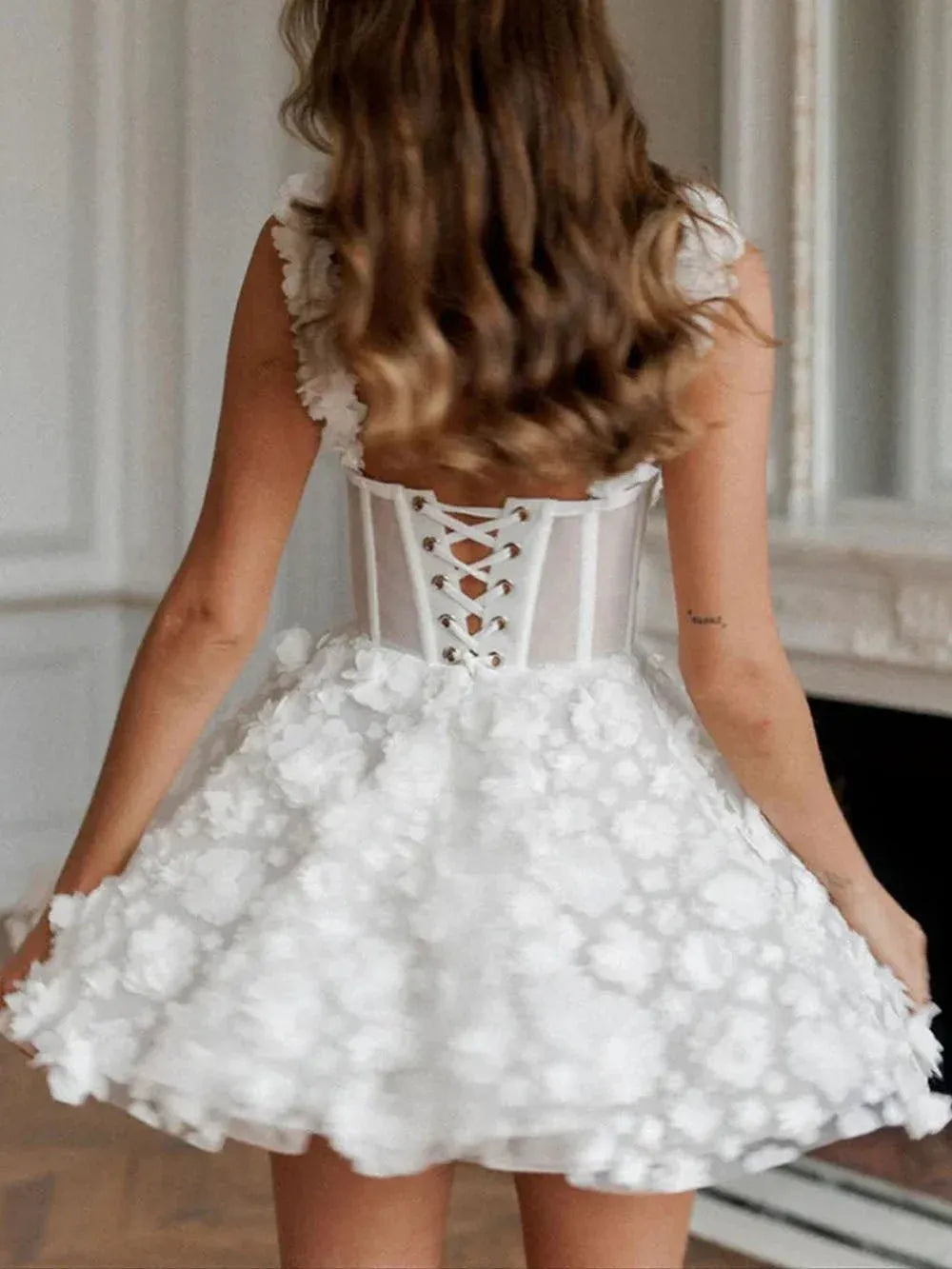 Romantic A-Line Sweetheart Corset 3D-Floral White Short Homecoming Dress
