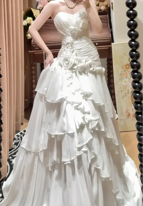 Romantic A-Line Sweetheart Neck Sleeveless Floral White Maxi Wedding Dress for Women Ready to Ship