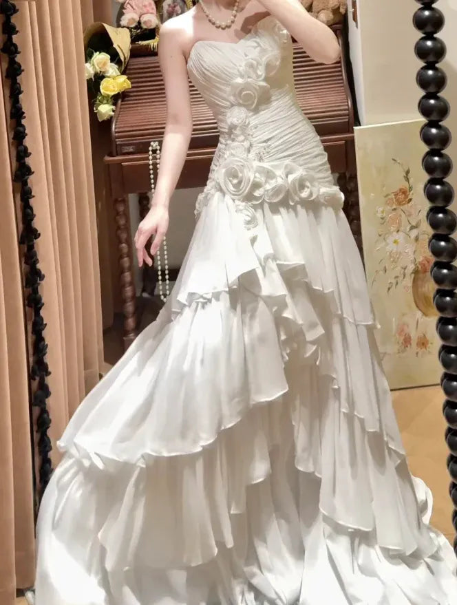 Romantic A-Line Sweetheart Neck Sleeveless Floral White Maxi Wedding Dress for Women Ready to Ship