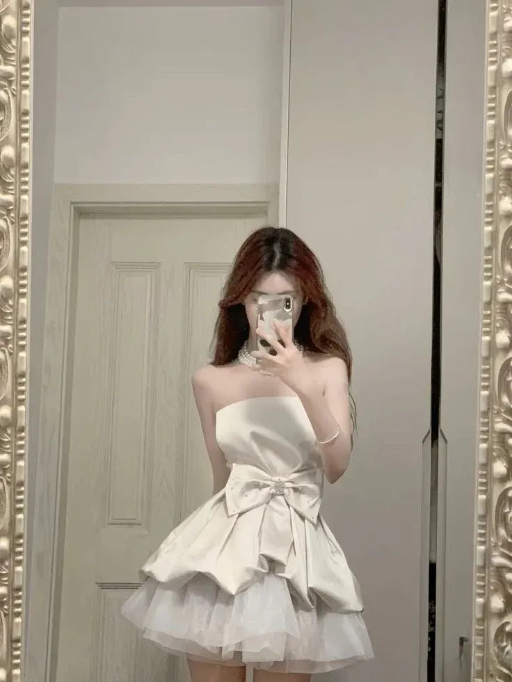 Romantic A-line Sweetheart-Neck Sleeveless Bow-Accented Ivory Mini Prom Dress for Women ready to ship