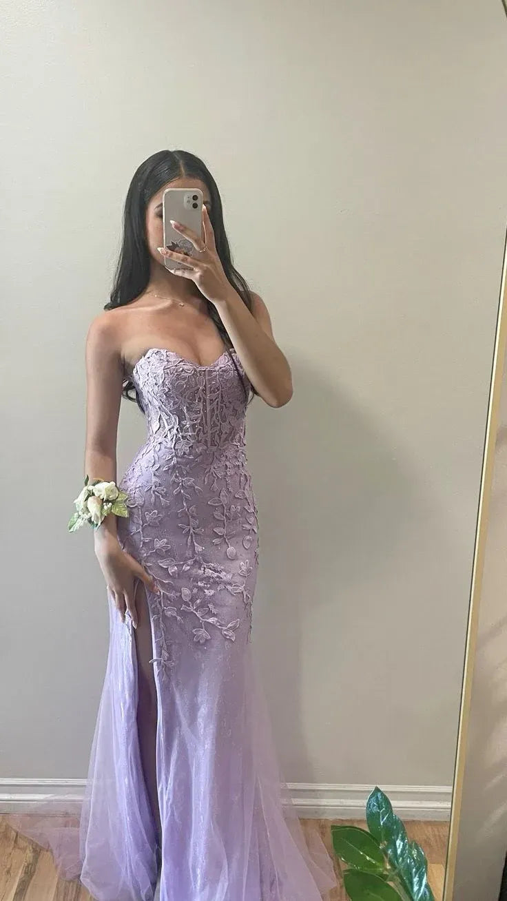 Romantic Mermaid Sweetheart-Neck Lace-Embellished Lilac Maxi Prom Dress for Women Custom
