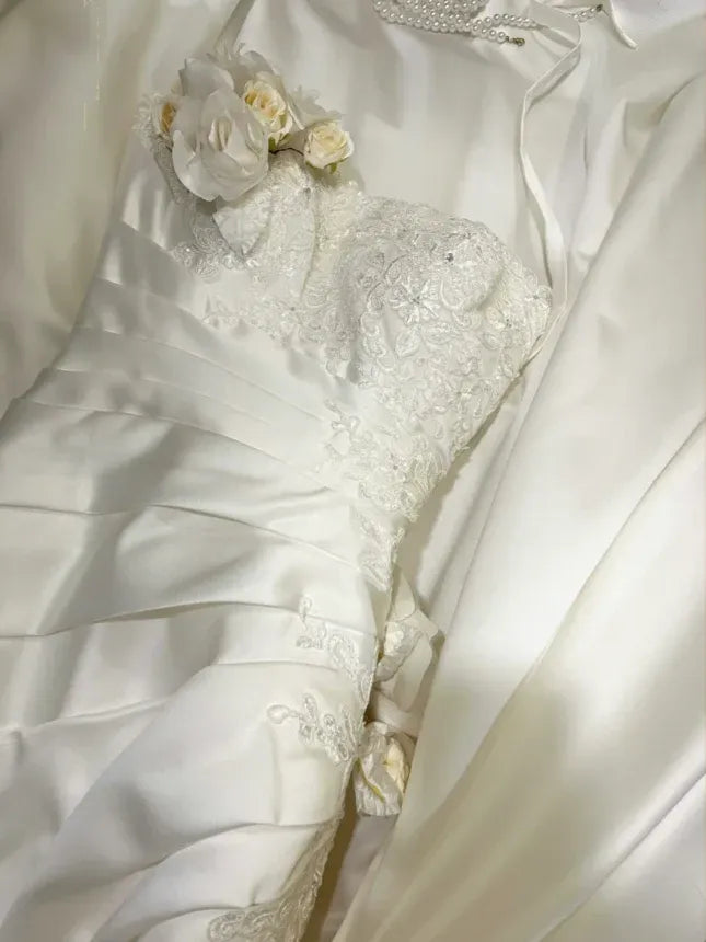 Romantic Mermaid Sweetheart Neck Sleeveless Lace White Maxi Wedding Dress for Women Ready to Ship