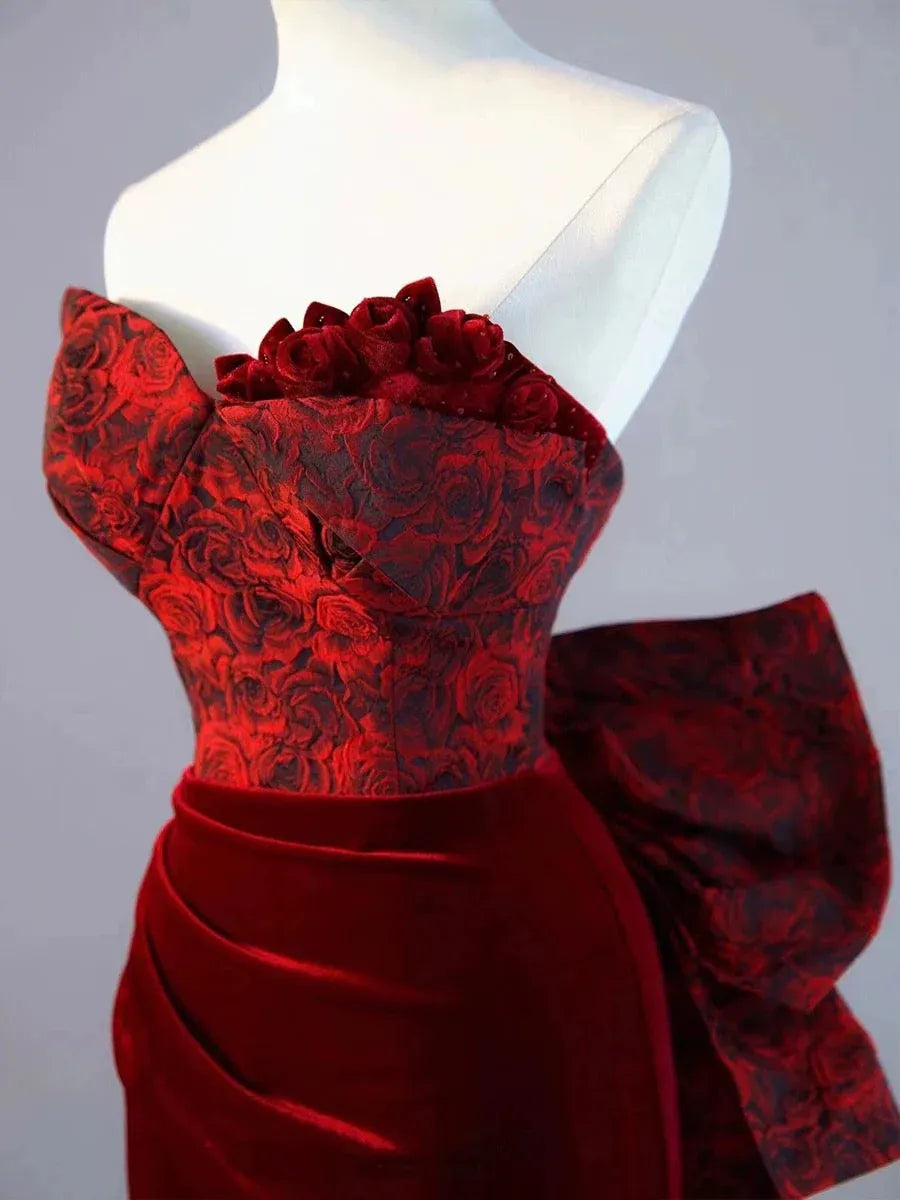 Romantic Sheath Strapless 3D-Rose Velvet Burgundy Floor-Length Prom Dress for Women
