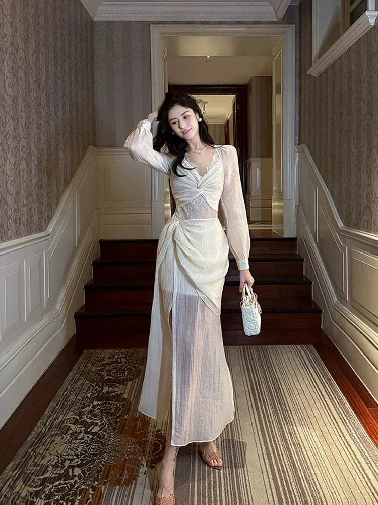 Romantic Sheath V-Neck Long-Sleeve Sheer Chiffon White Maxi Prom Dress for Women