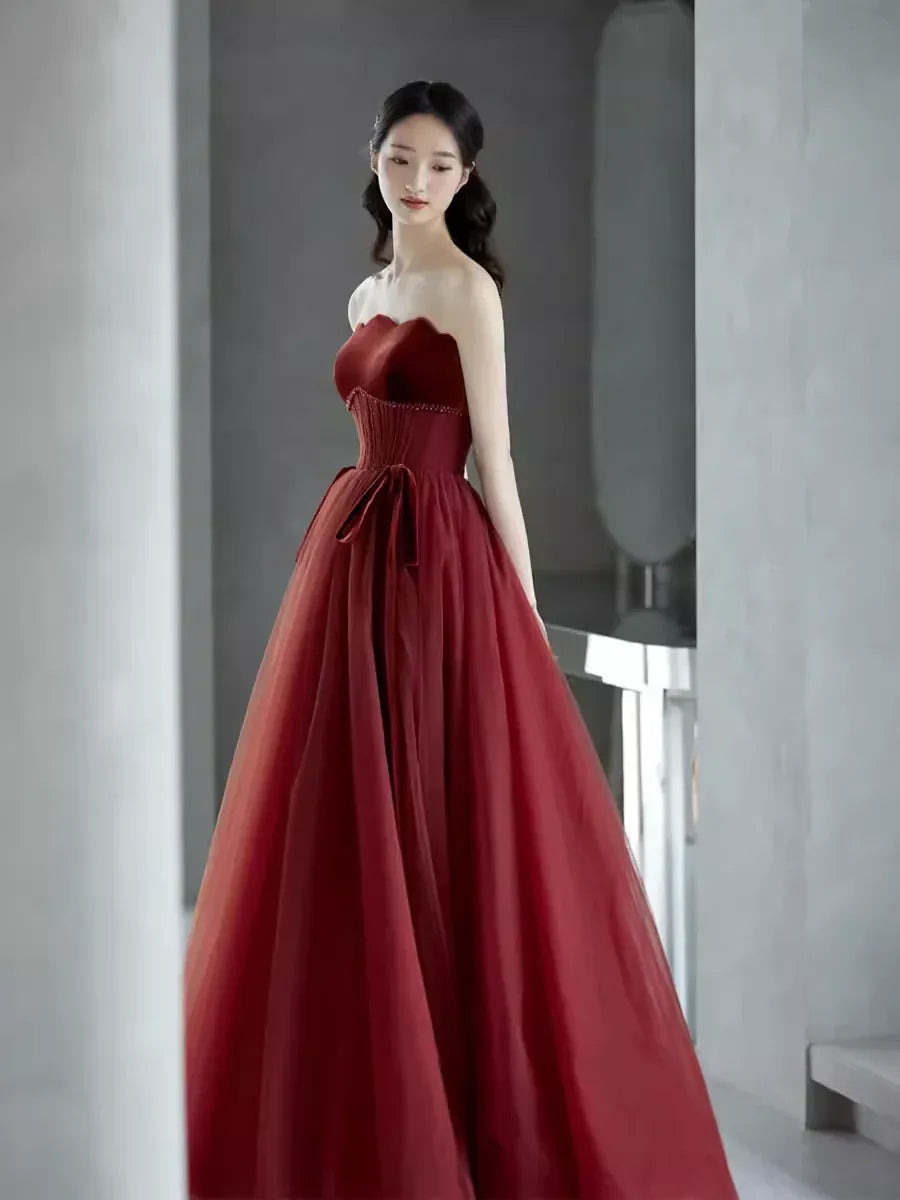 Romantic Tulle Maxi Evening Dress Burgundy Sweetheart Strapless for Women