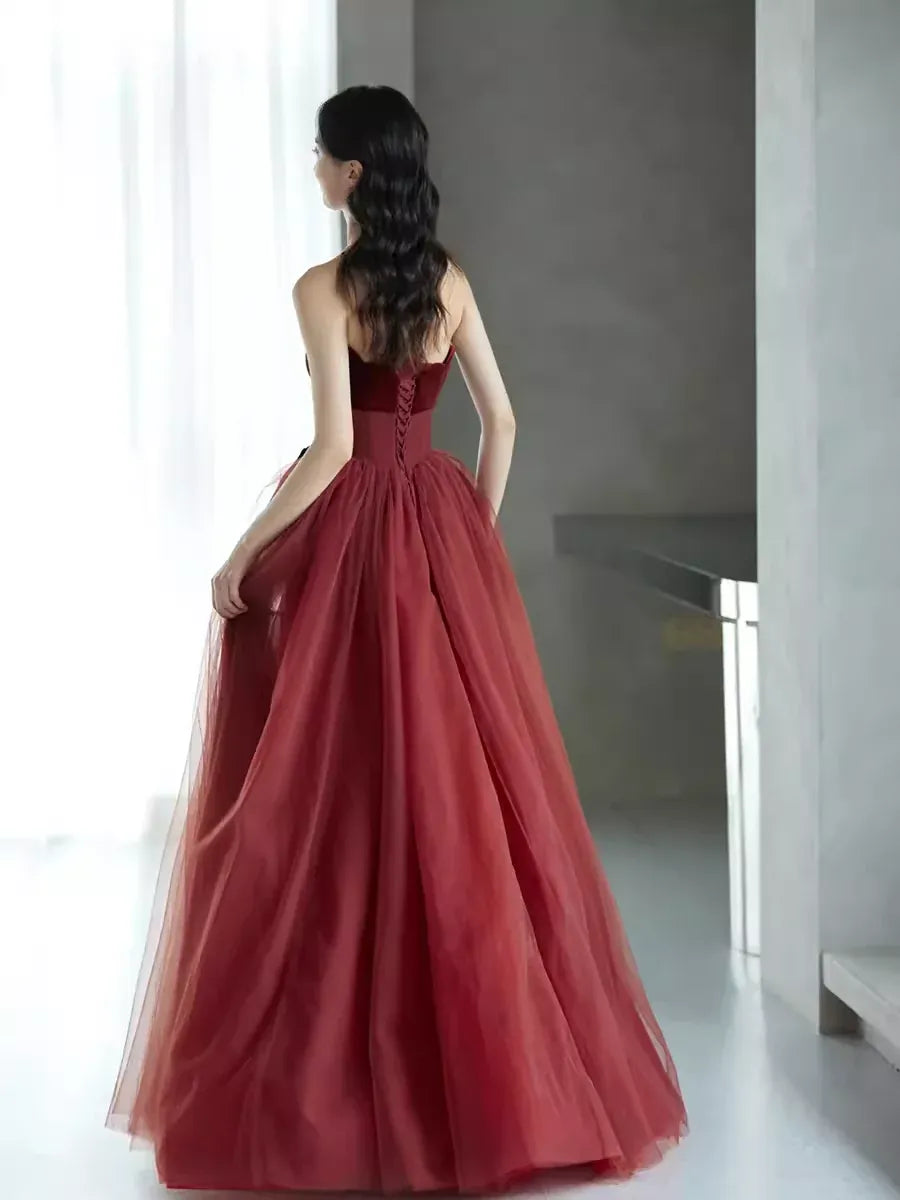 Romantic Tulle Maxi Evening Dress Burgundy Sweetheart Strapless for Women