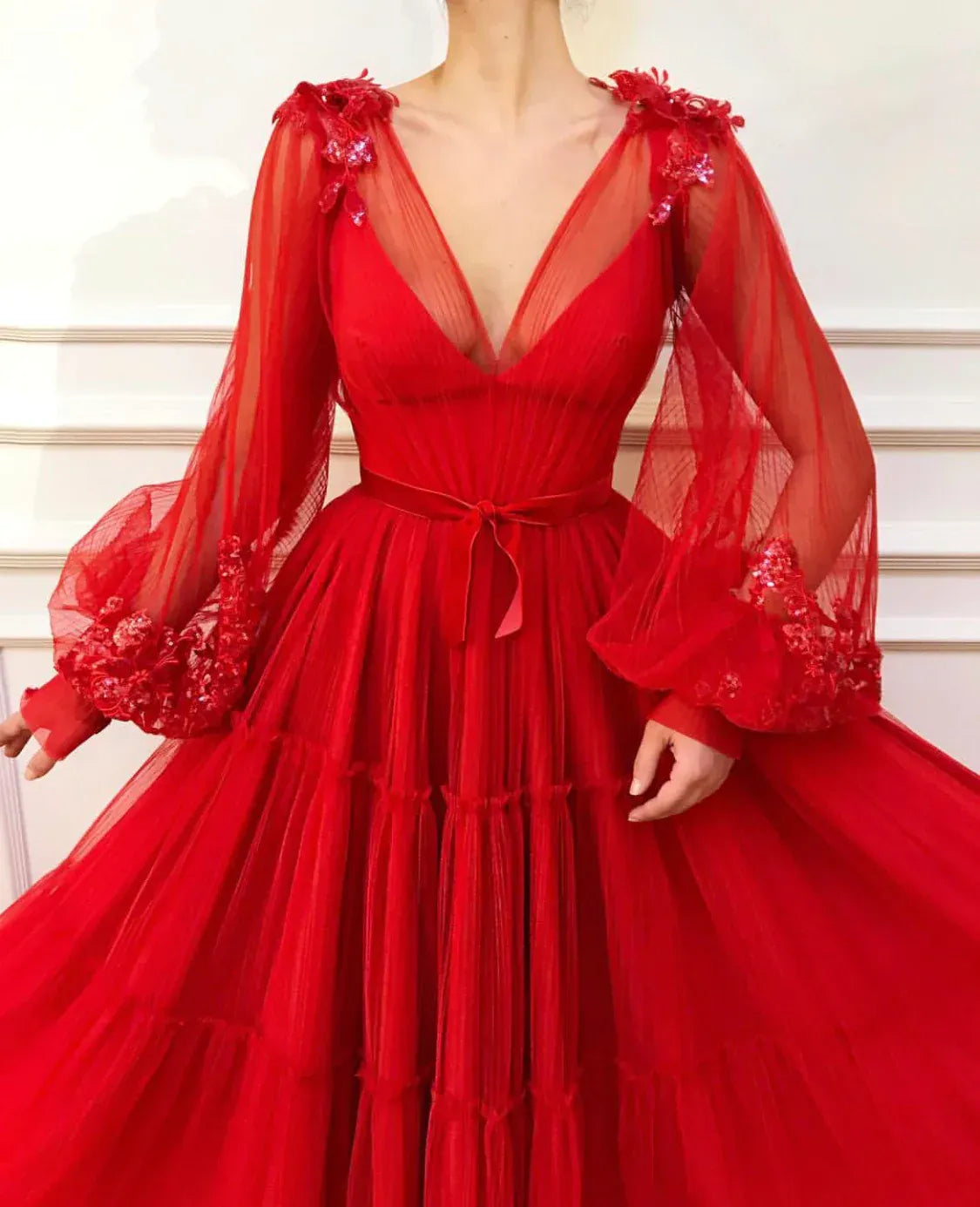 Romantic Tulle Maxi Evening Dress Red Deep V Puff Sleeves for Women