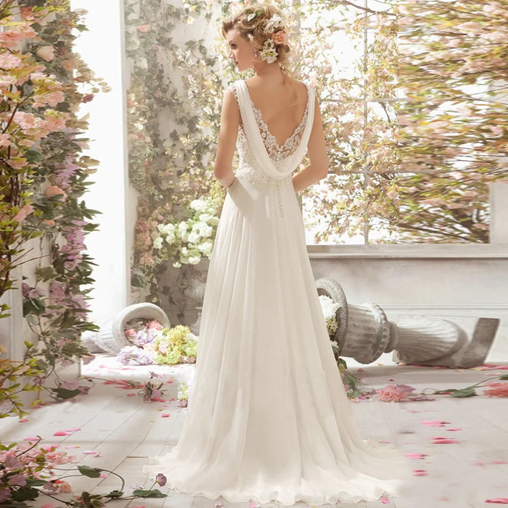 Romantic A-Line Sweetheart Lace Applique Mesh Ivory Floor-Length Wedding Dress