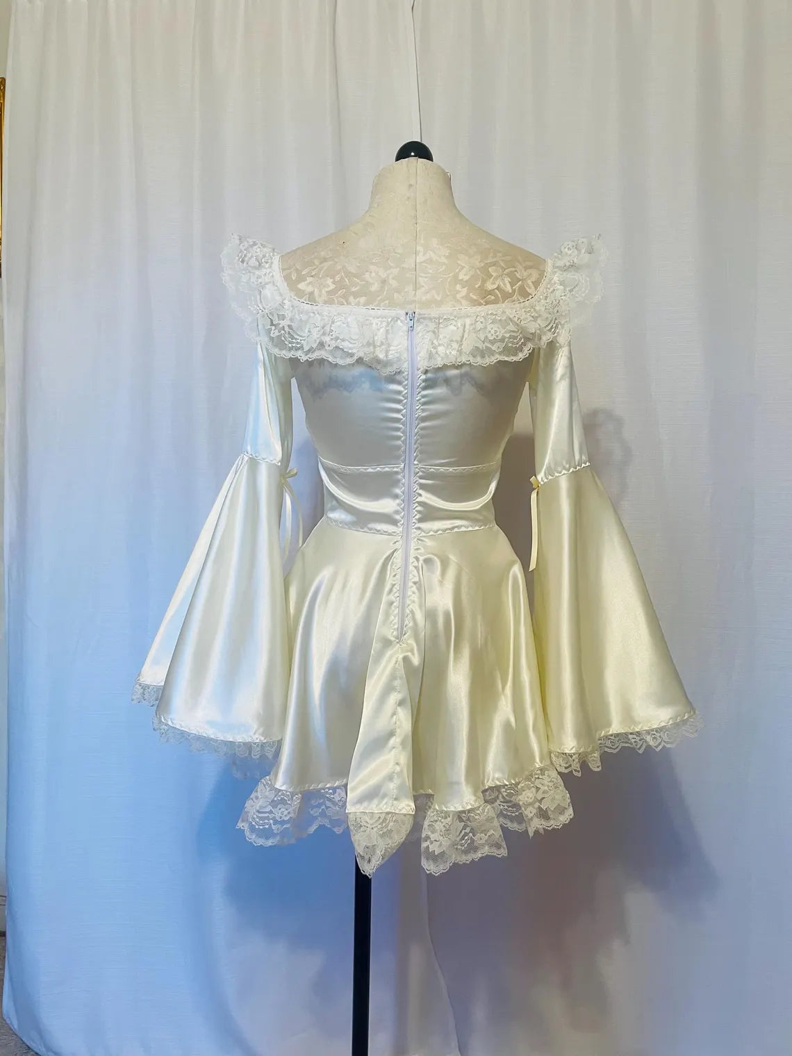 Romantic Off-Shoulder Bell Sleeve Ruffled Lace Satin Ivory Short Homecoming Dress
