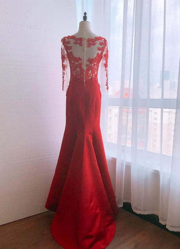 Round Neckline Lace Applique Beaded Satin Red Evening Dress Prom Dress