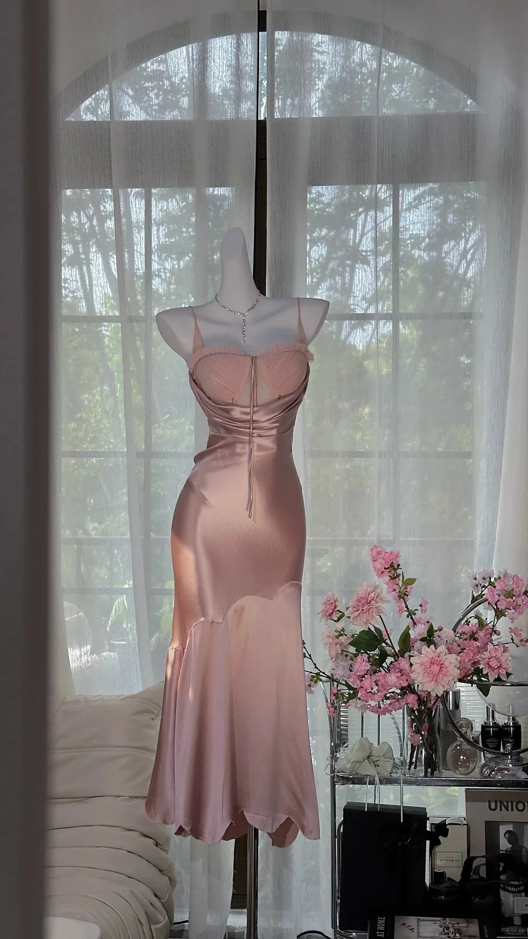 Sexy Mermaid Sweetheart Pleated Satin Pink Prom Dress For Women