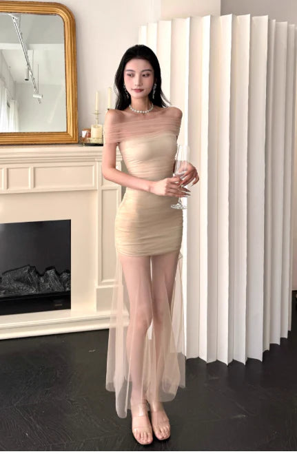 Sexy Sheath Off-the-shoulder Sheer Tulle Light Champagne Evening Dress