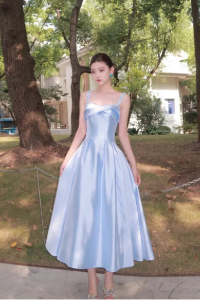 Sheath Sweetheart Beaded Satin Sky Blue Evening Dress With Pockets