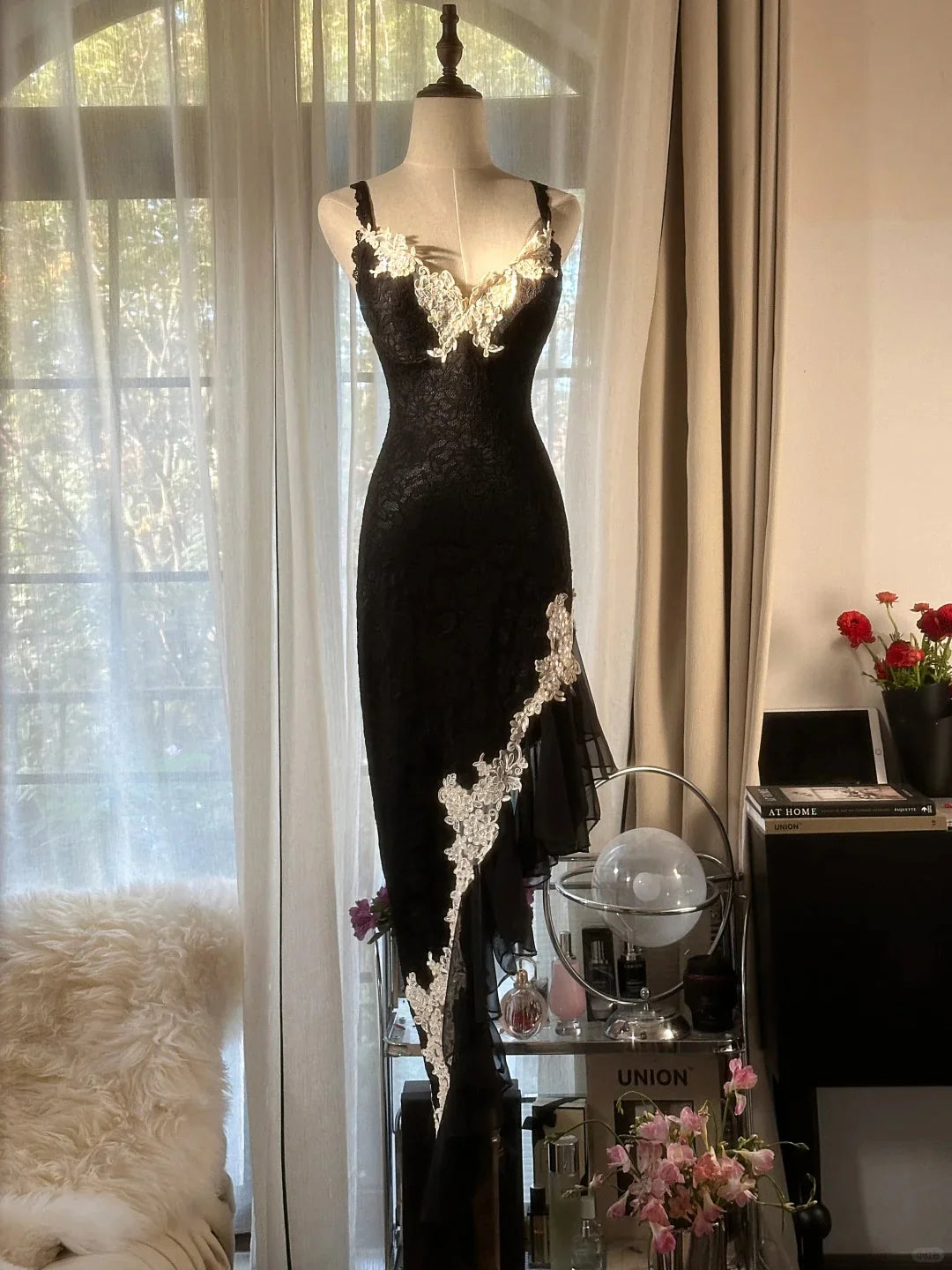 Sheath V Neck Applique Lace Black High Low Evening Dress Prom Dress