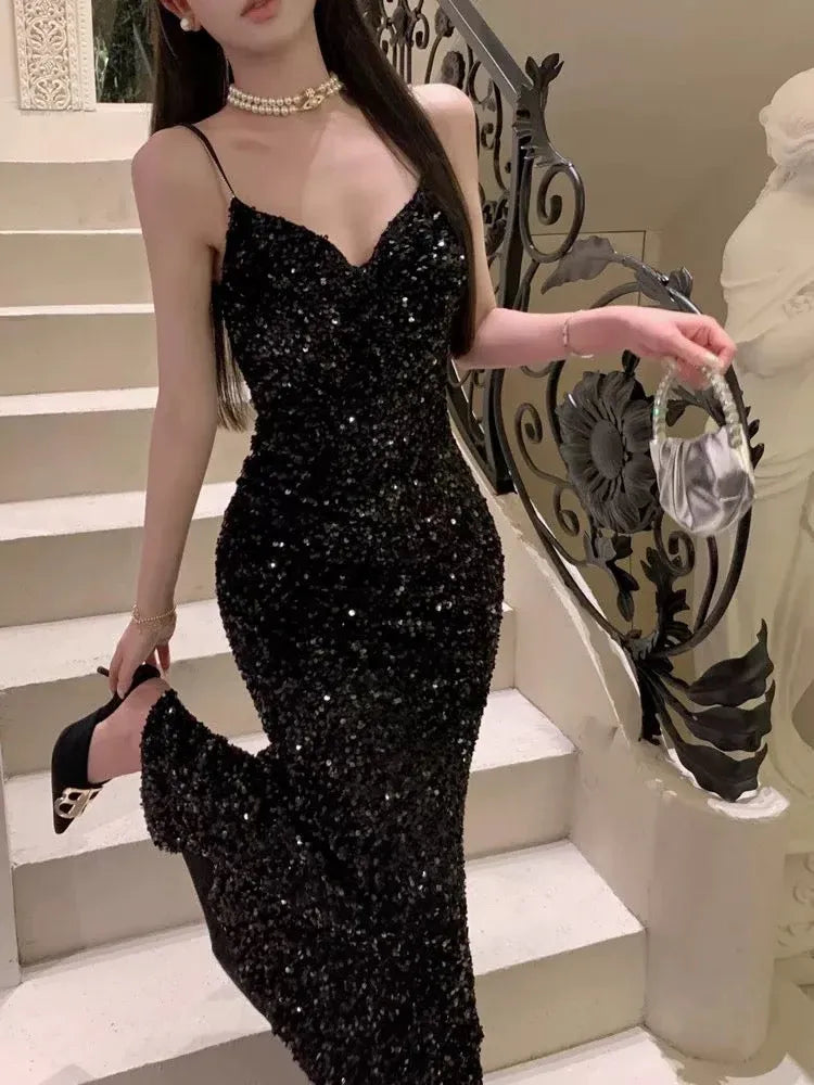 Shimmering Mermaid Sweetheart Sleeveless Sequin Black Maxi Prom Dress for Women