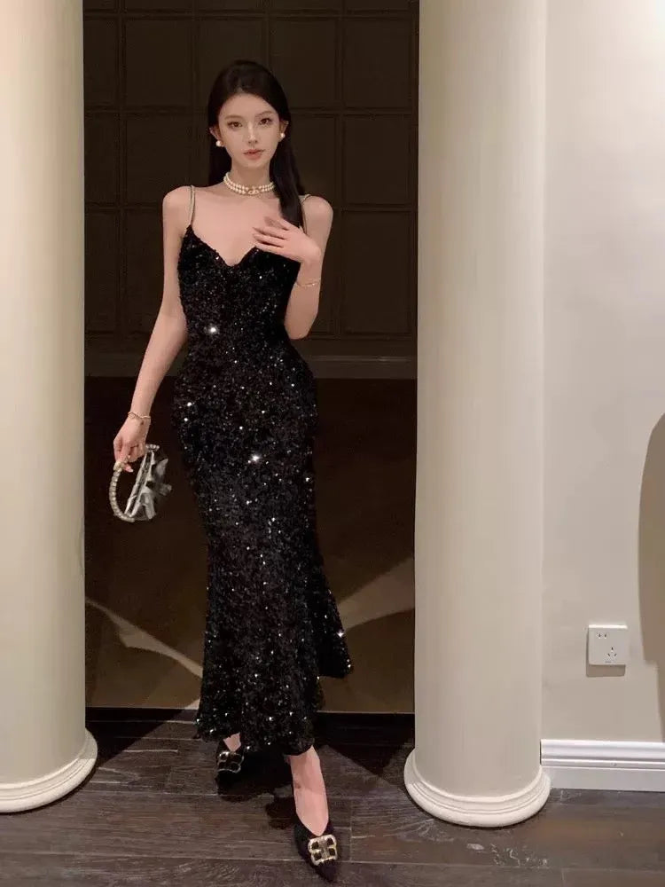 Shimmering Mermaid Sweetheart Sleeveless Sequin Black Maxi Prom Dress for Women