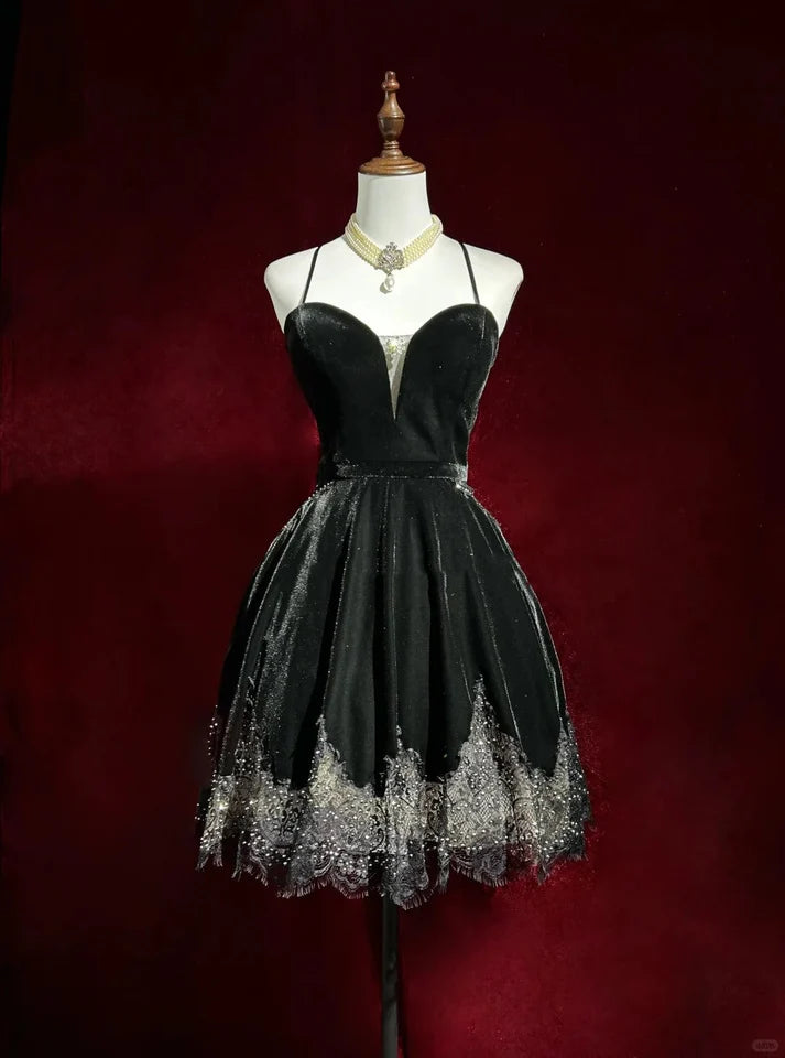 Shiny A-line Sweetheart Beaded Lace Velvet Black Short Party Dress