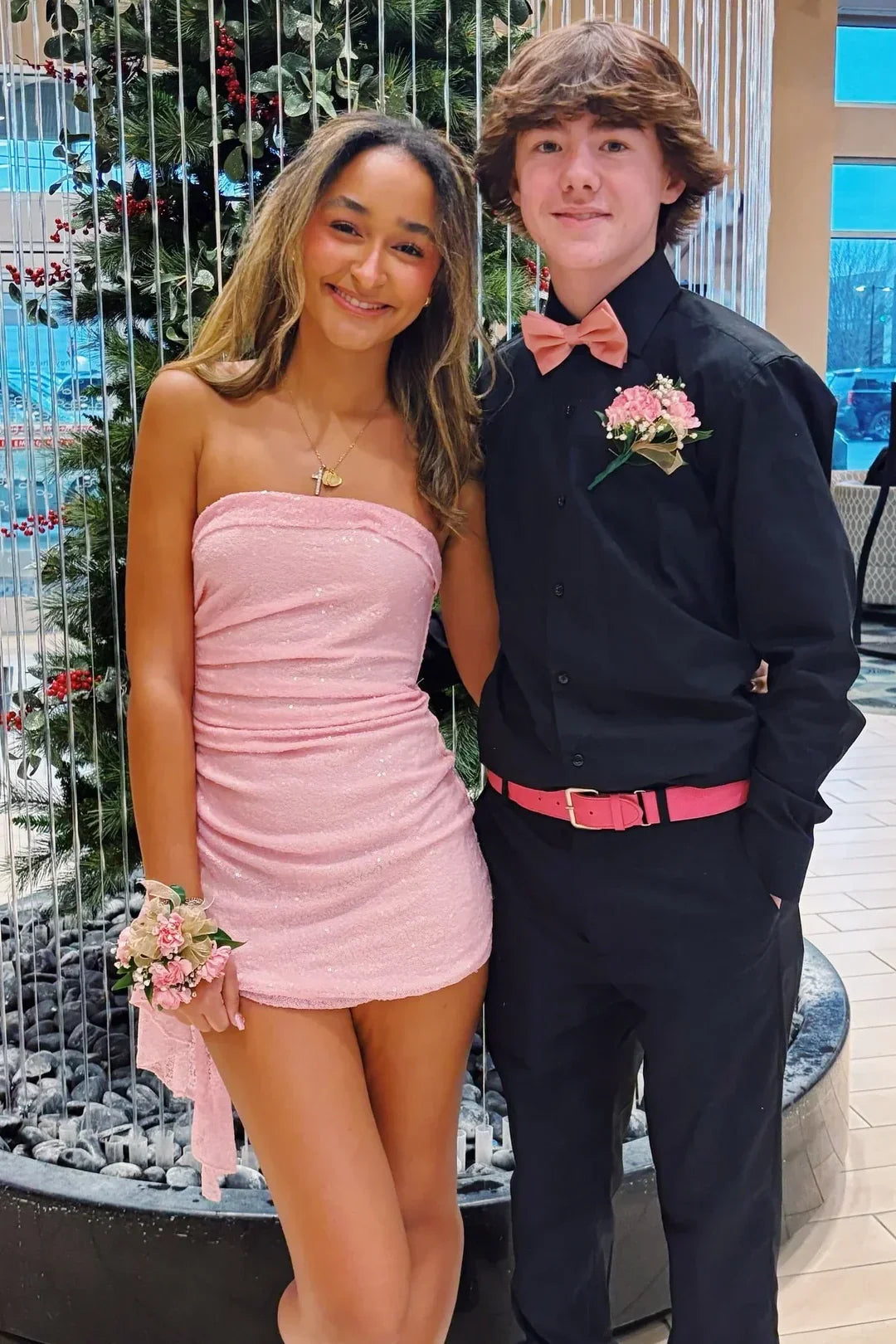 Shiny Sheath Strapless Ruffles Pleated Sequins Pink Short Homecoming Dress