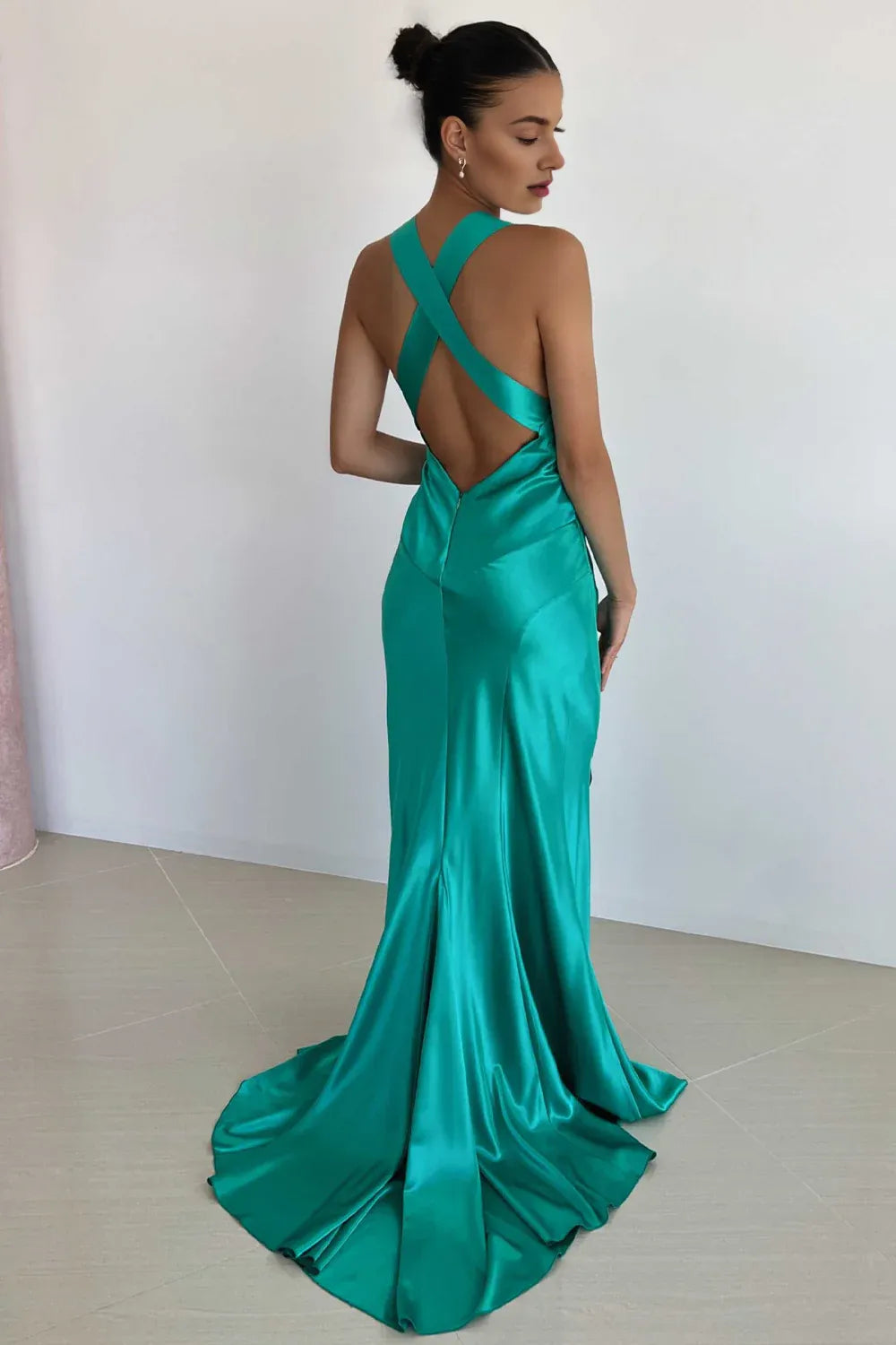 Simple Sheath V Neck Slit Open Back Green Long Prom Dress