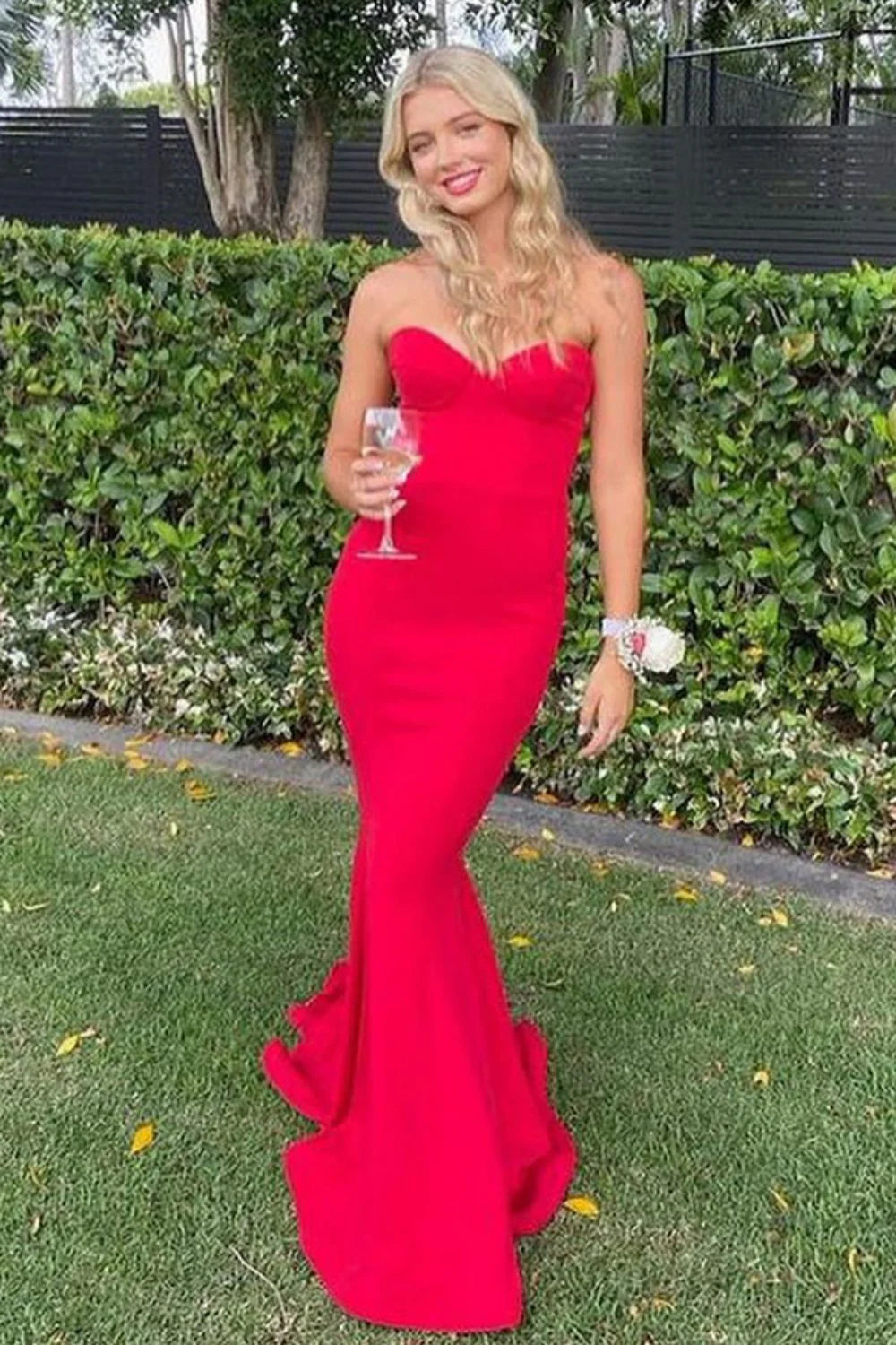 Simple Stylish Mermaid Sweetheart Red Floor Length Prom Dress