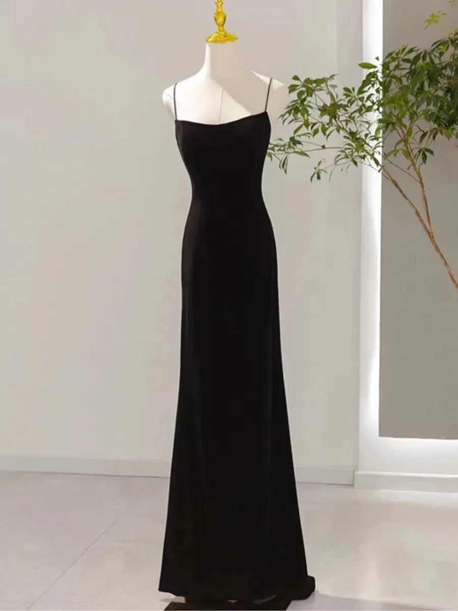 Sleek Mermaid Square-Neck Sleeveless Back-Zip Velvet Black Floor-Length Evening Dress for Women