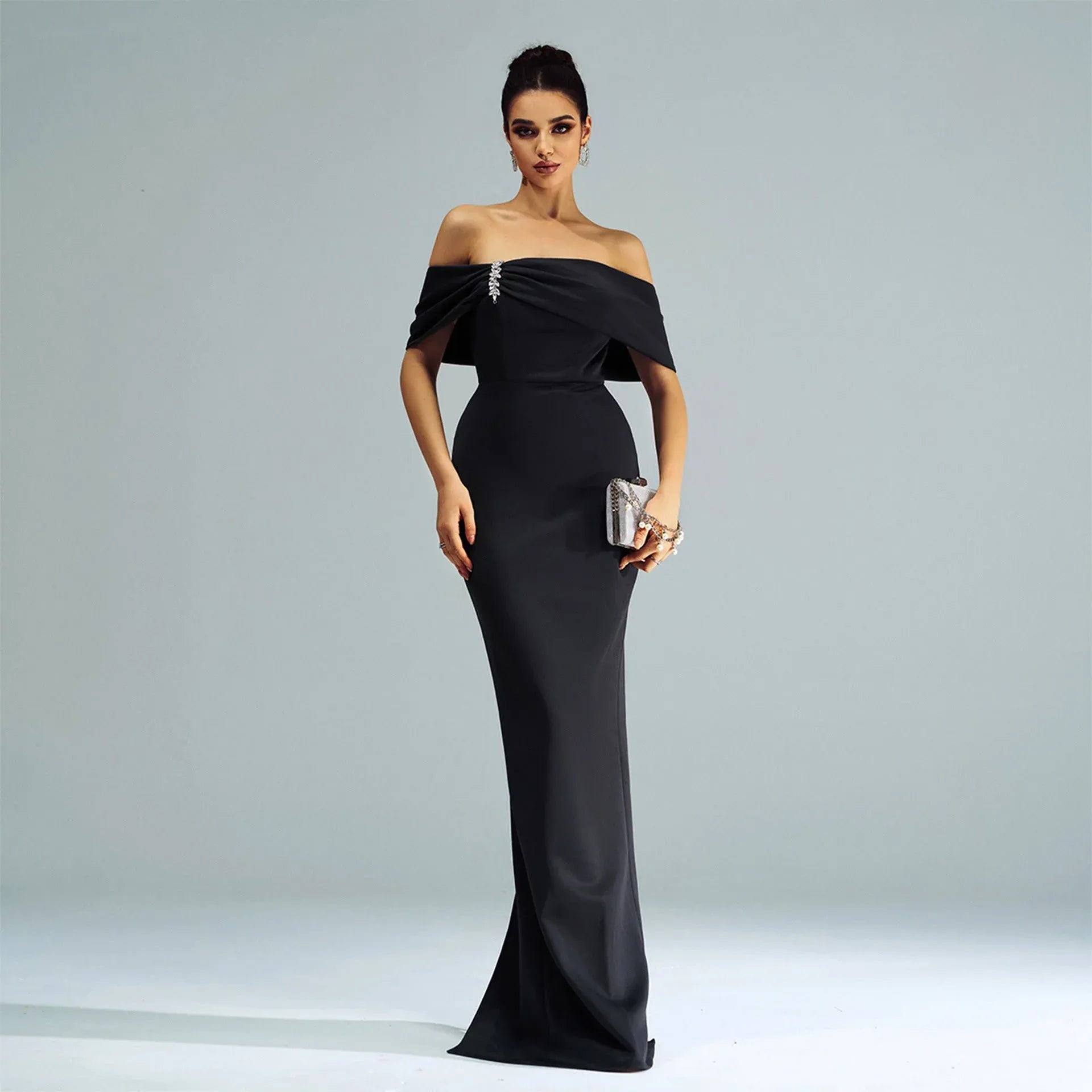 Sleek Satin Long Evening Dress Black Off-Shoulder Mermaid-Silhouette for Women