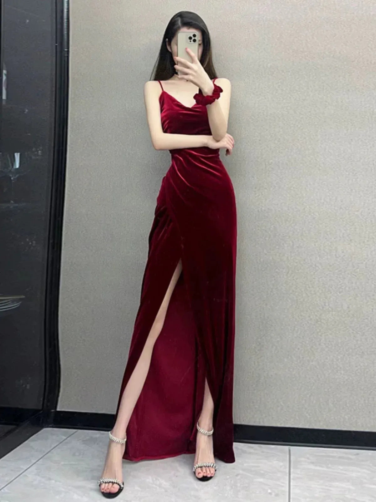 Sleek Sheath V-Neck Sleeveless Slit-Accented Burgundy Maxi Prom Dress for Women for sale