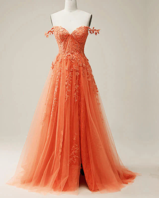 Spaghetti Straps A-line Tulle Split Prom Dress With Lace Appliques