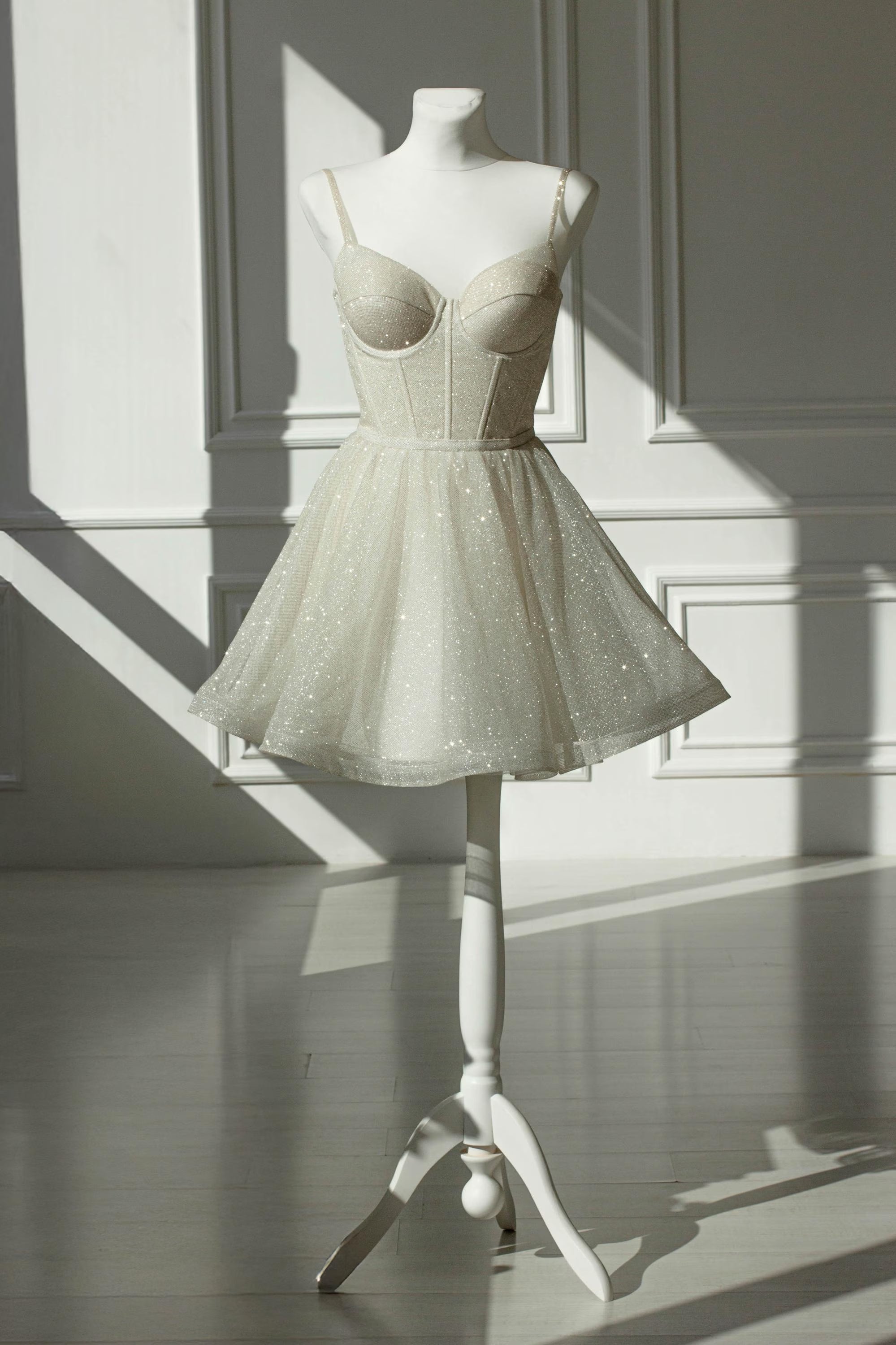 Sparkly A-Line Sweetheart Corset Glitter Champagne Short Homecoming Dress Hot Sale
