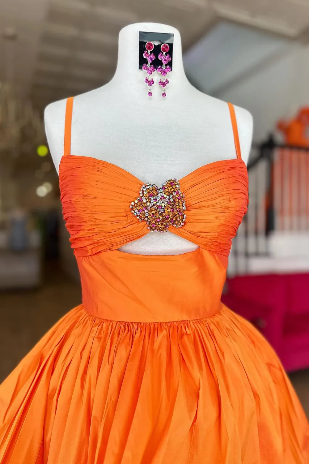 Stylish A Line Spaghetti Straps Beaded Keyhole Blue Short Homecoming Dress