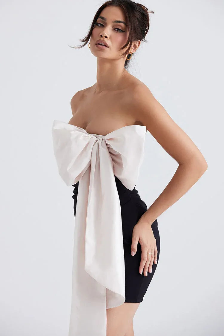 Stylish Bodycon Strapless Oversized Bow Pleated Satin Black Mini Homecoming Dress