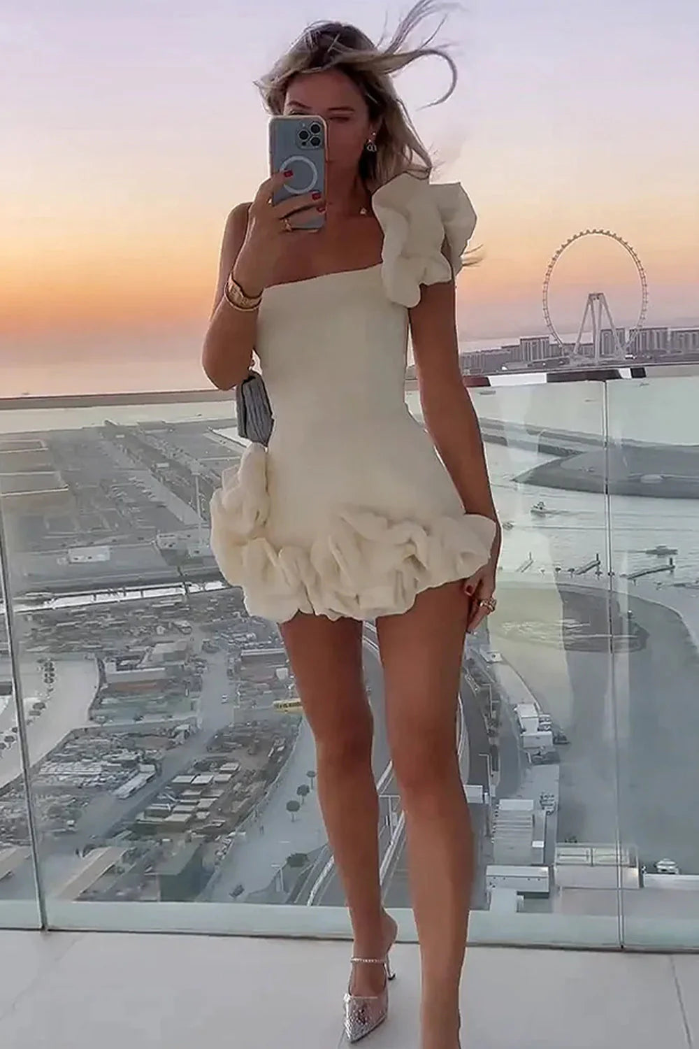 Stylish Sheath One Shoulder Ruffles Appliques Bodycon Mini Homecoming Dress