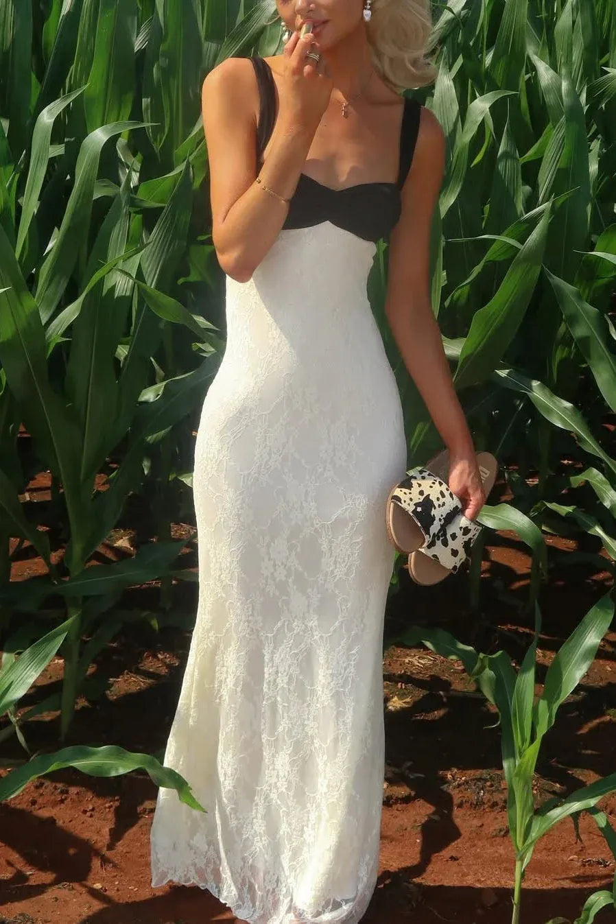 Stylish Sheath Sweetheart Lace BlackWhite Floor-Length Prom Dress For Sale