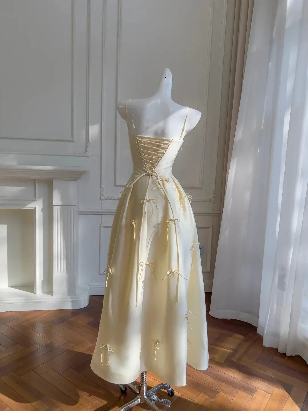 Sweet Ball Gown Spaghetti Straps Bow Detail Cream Midi Prom Dress For Sale