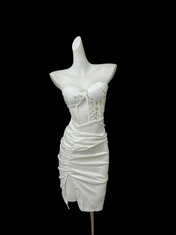 Sweetheart Corset Beaded Satin White Short Homecoming Dress Party Dress
