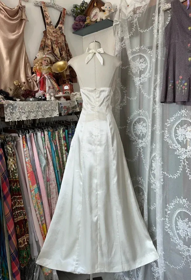 Timeless A-Line Halter Sleeveless Bow White Maxi Prom Dress for Women Custom