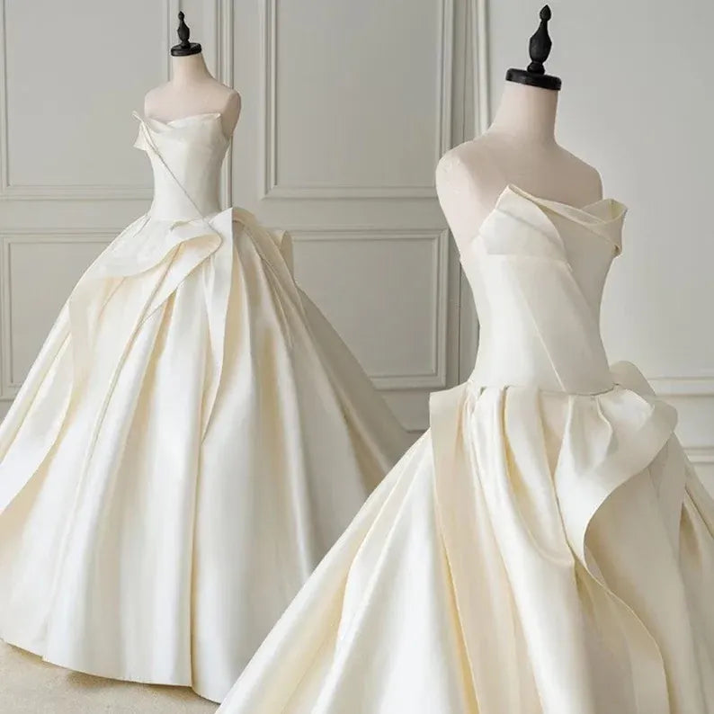 Timeless Ball Gown Strapless Sleeveless Bow Ivory Maxi Wedding Dress for Women Custom