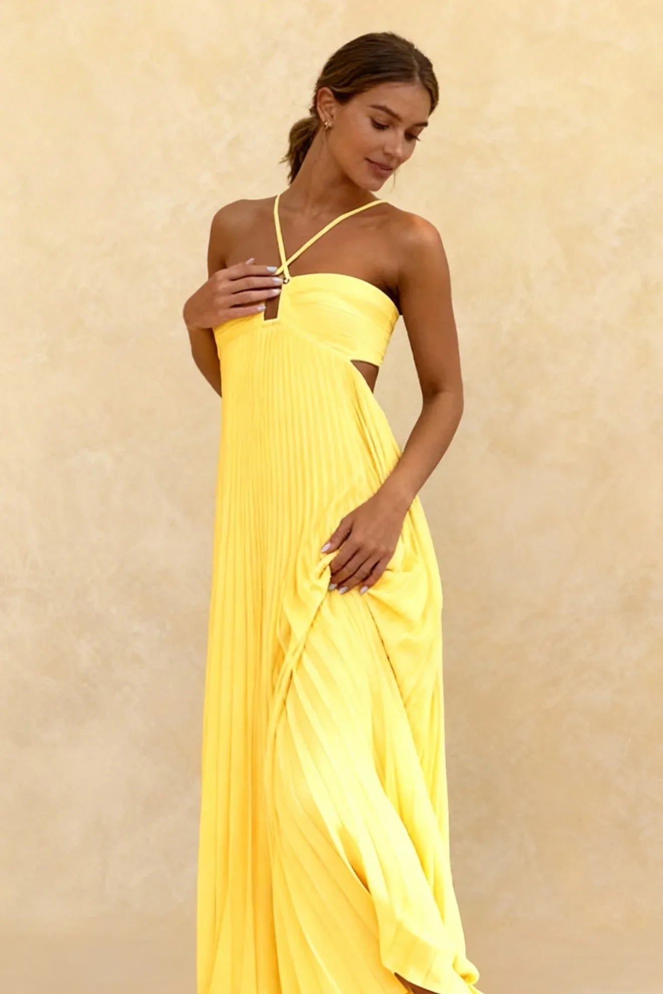Vibrant A-Line Strappy Cutout Pleated Yellow Floor-Length Prom Dress hot sale