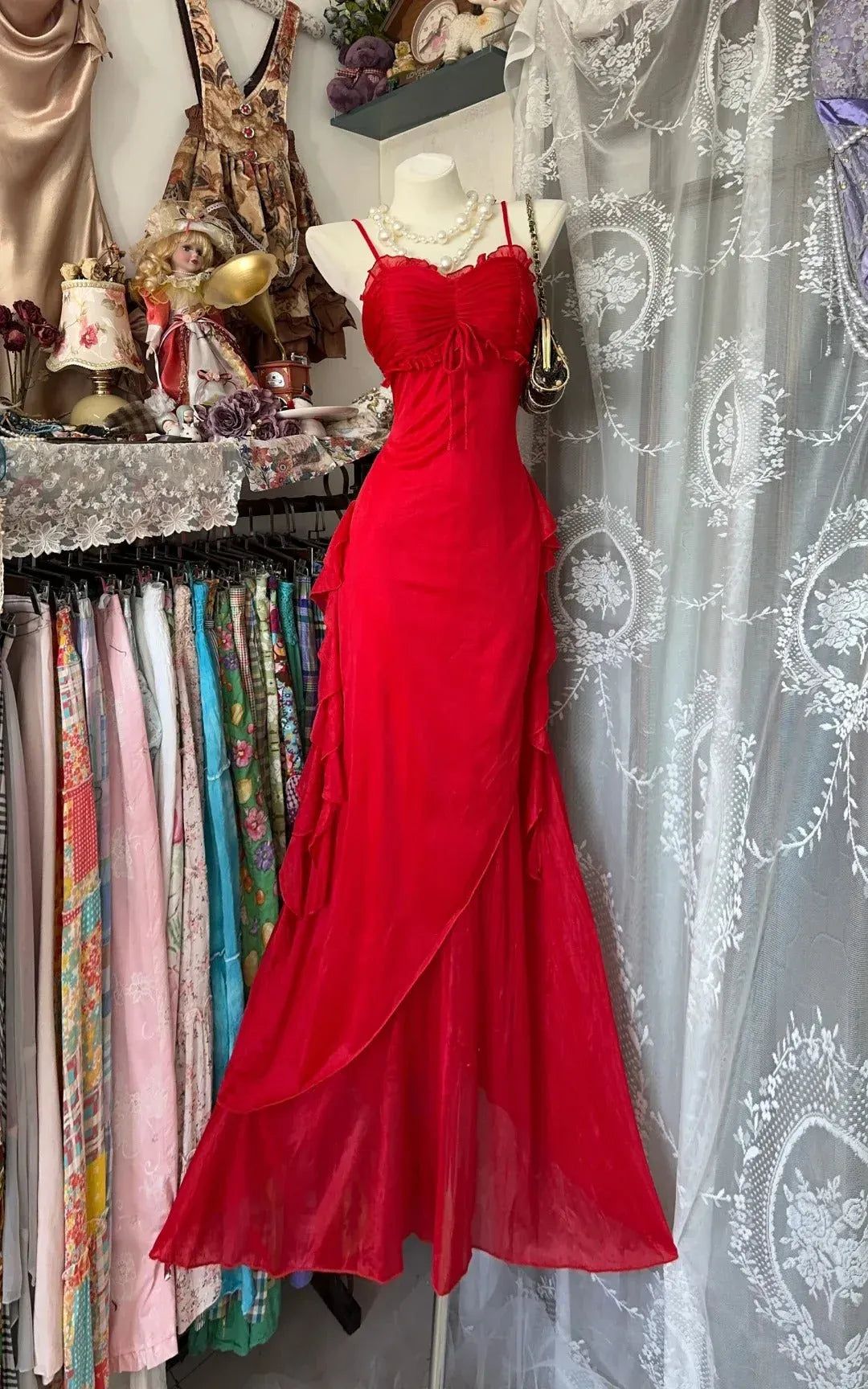 Vintage-Chic Mermaid Spaghetti-Strap Ruffled Chiffon Red Maxi Evening Dress for Women